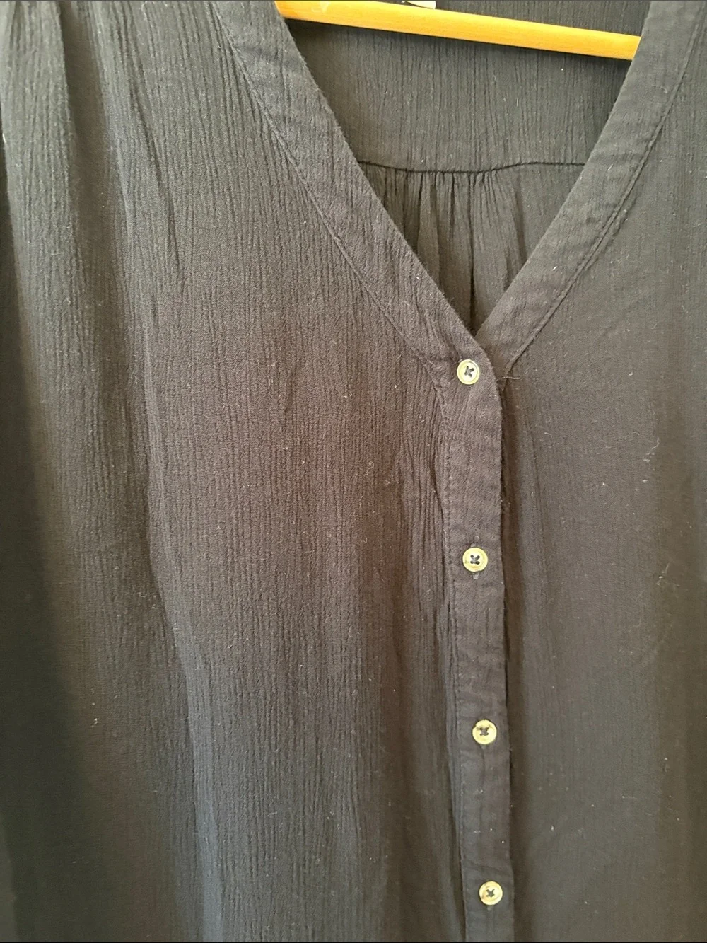 Orvis Black Button Front Blouse Women's Large V Neck Short Sleeve Relaxed Fit